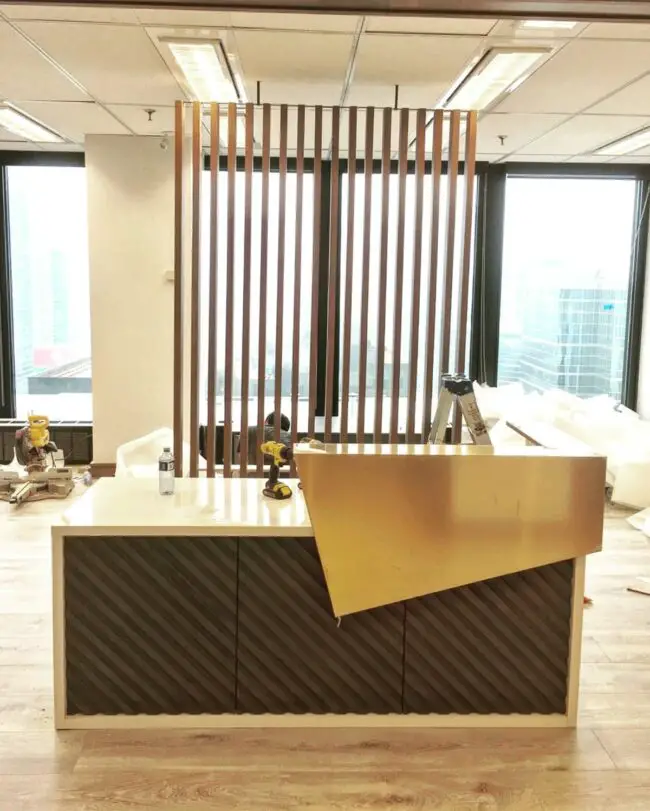 Factors Choose the Perfect Reception Desk Designs