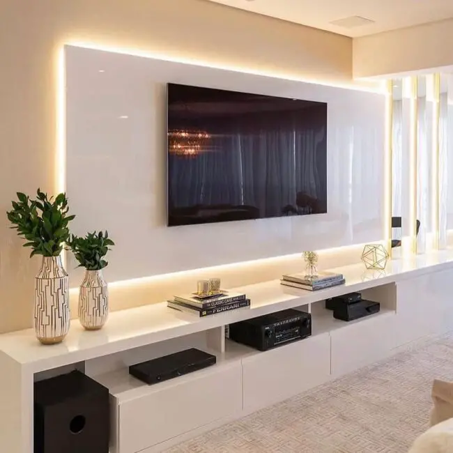 Glossy TV Wall with Backlighting