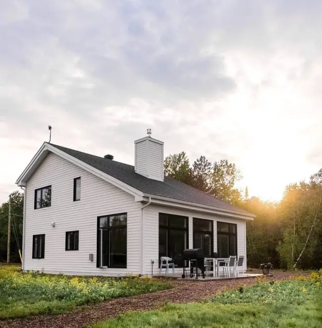 Minimalist Farmhouse with Expansive Windows