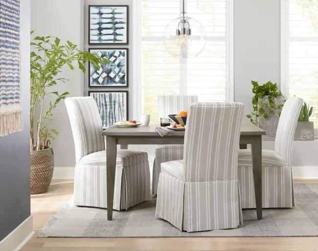 Casual Chic in the Dining Area with Stripes