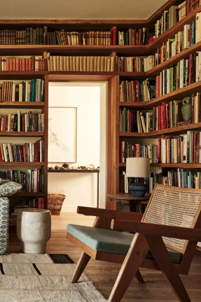 Charming Country Library Escape