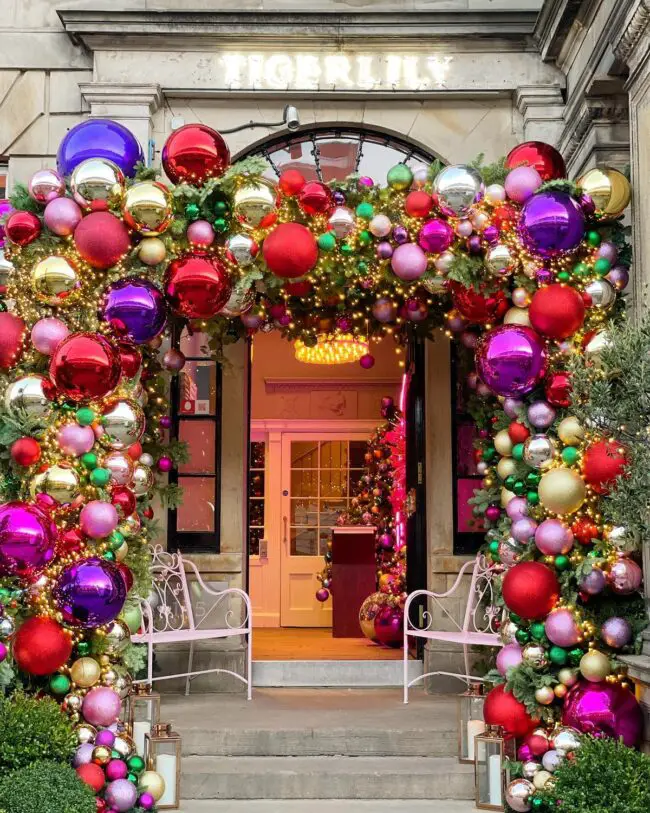 Festive and Bright Holiday Arch Design