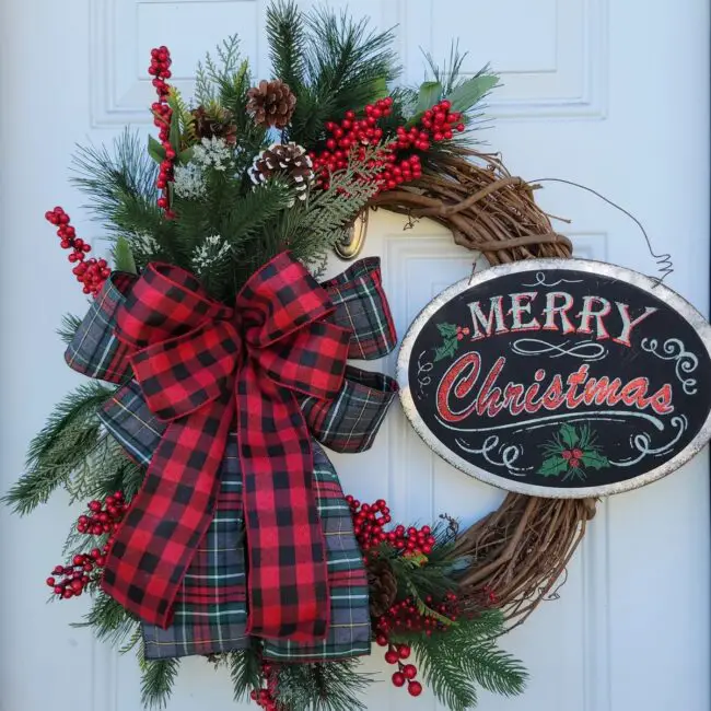 Charming Buffalo Check Door Decor