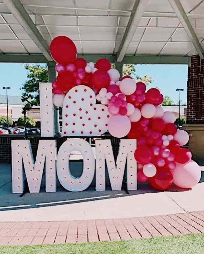 Dynamic Outdoor MOM Display in Bright Colors