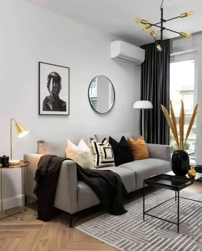 Black Curtains: Stylish and Practical for Any Living Room