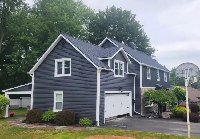 Sleek Modern Look with Dark Vinyl Siding