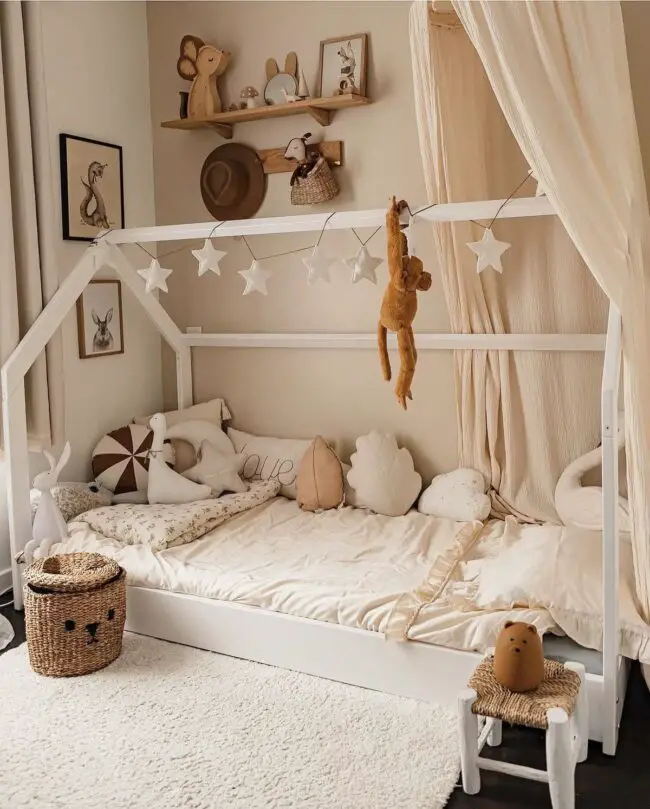 Canopy Nest in a Cozy Nook