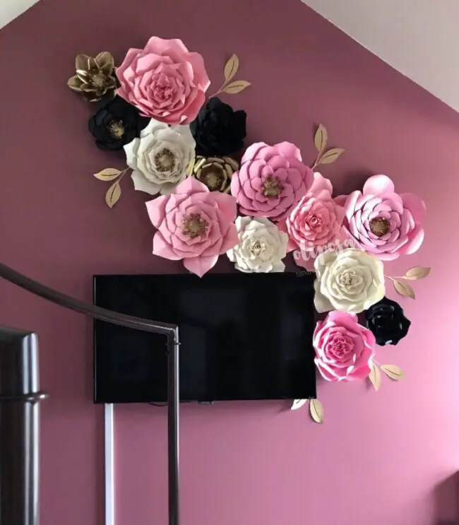 Striking Floral Design for TV Backdrop