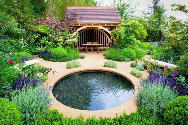 Circular Pond for Garden Tranquility