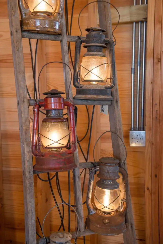 Lantern Tree Feature for Rustic Appeal