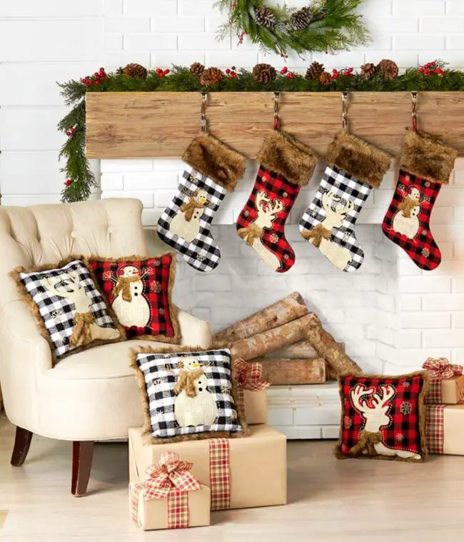 Charming Holiday Decor for a Festive Home