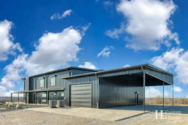 Sleek Barndominium with Expansive Glass