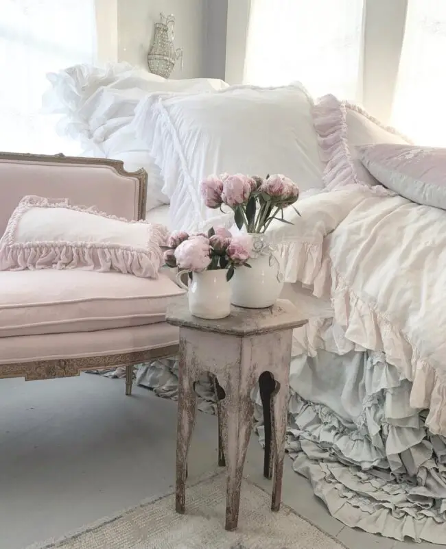 Shabby Chic Serenity