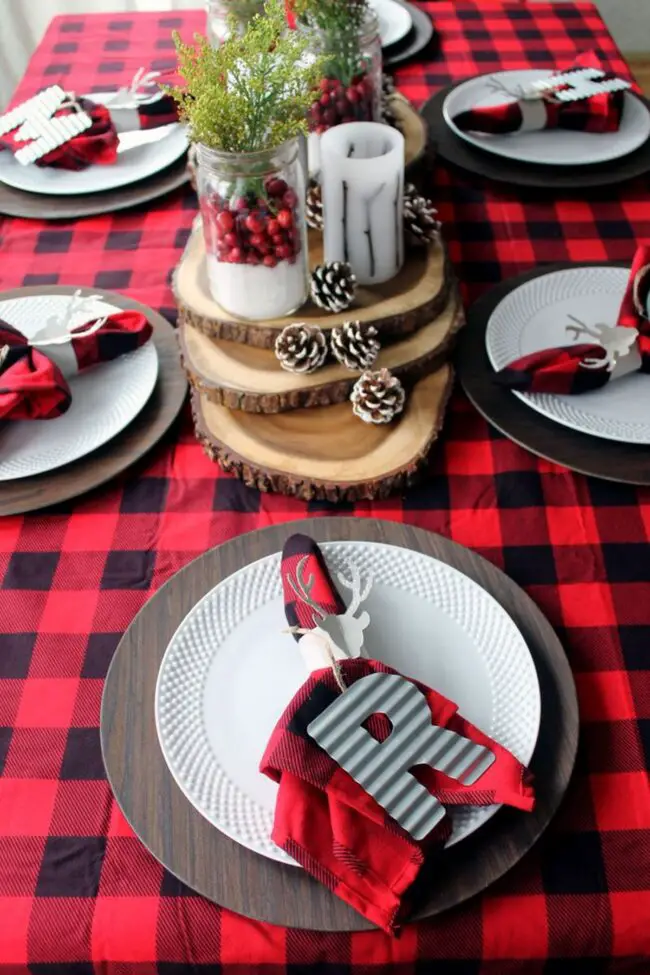 Charming Buffalo Check Rustic Table Setup