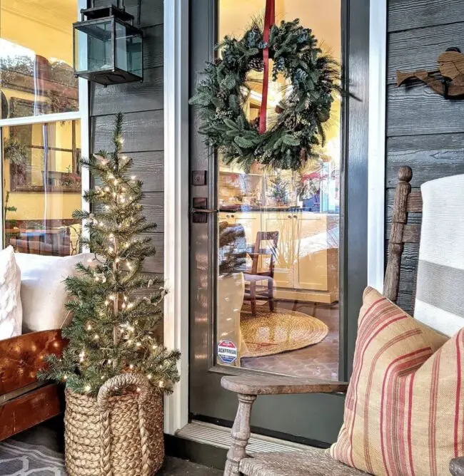 Inviting Holiday Charm on Your Porch