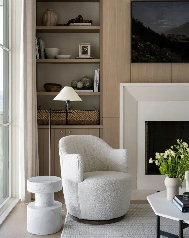 Serenity by the Fireplace: Boucle Swivel