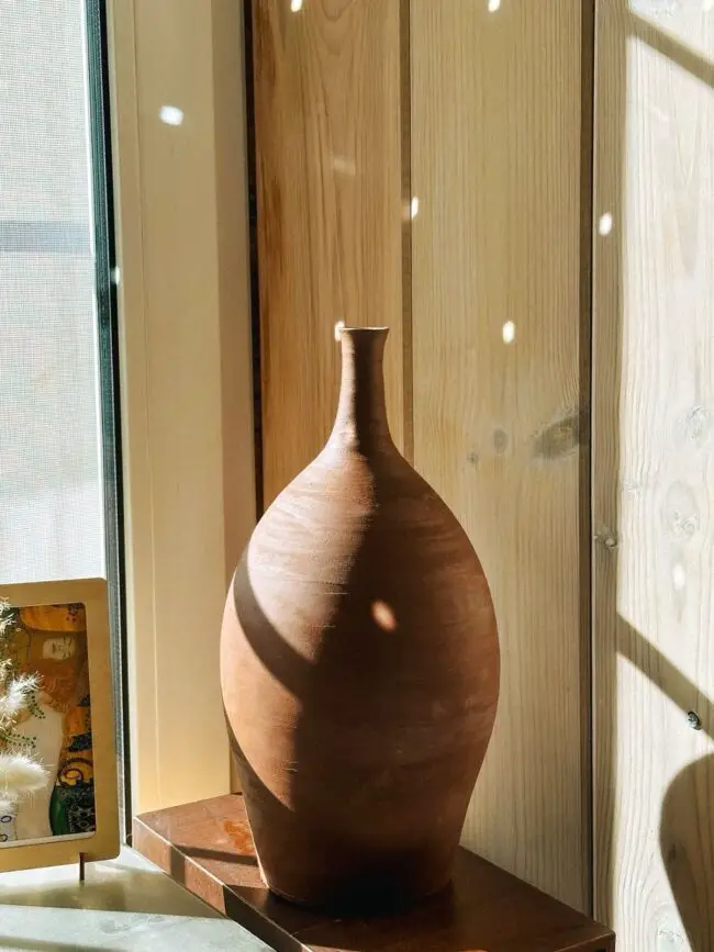 Simple terracotta vase