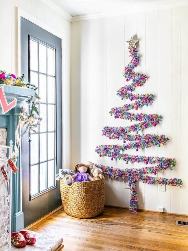 Festive Wall Tree Design