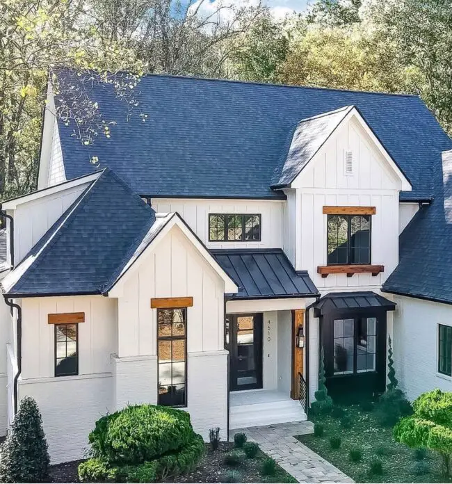 Modern Farmhouse with Warm Wooden Touches