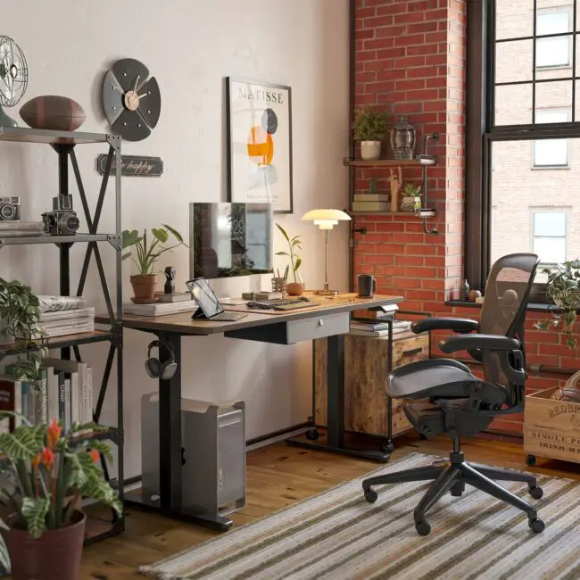 Industrial Artisanal Workspace