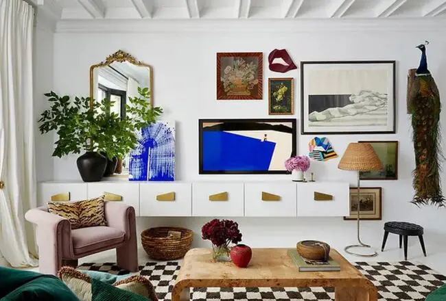 Eclectic Style: A Playful Mix of Old and New